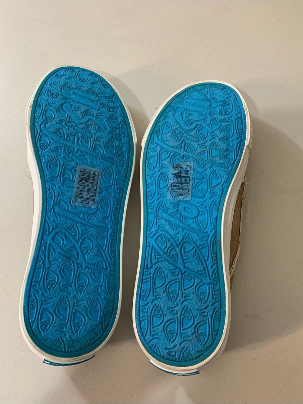 Blowfish Kids Slip-On Mule Sneakers in Tan with White Sole. b3/51 - Picture 8 of 8